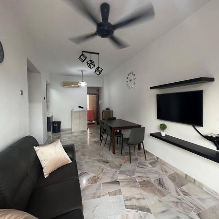 Glory Beach Aparment 2 Bedroom Port Dickson Exterior foto