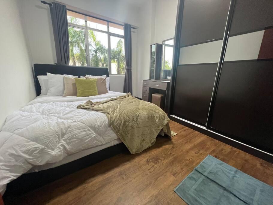 Glory Beach Aparment 2 Bedroom Port Dickson Exterior foto
